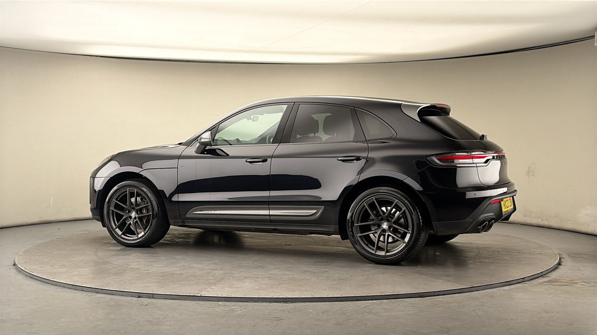 More views of Porsche Macan