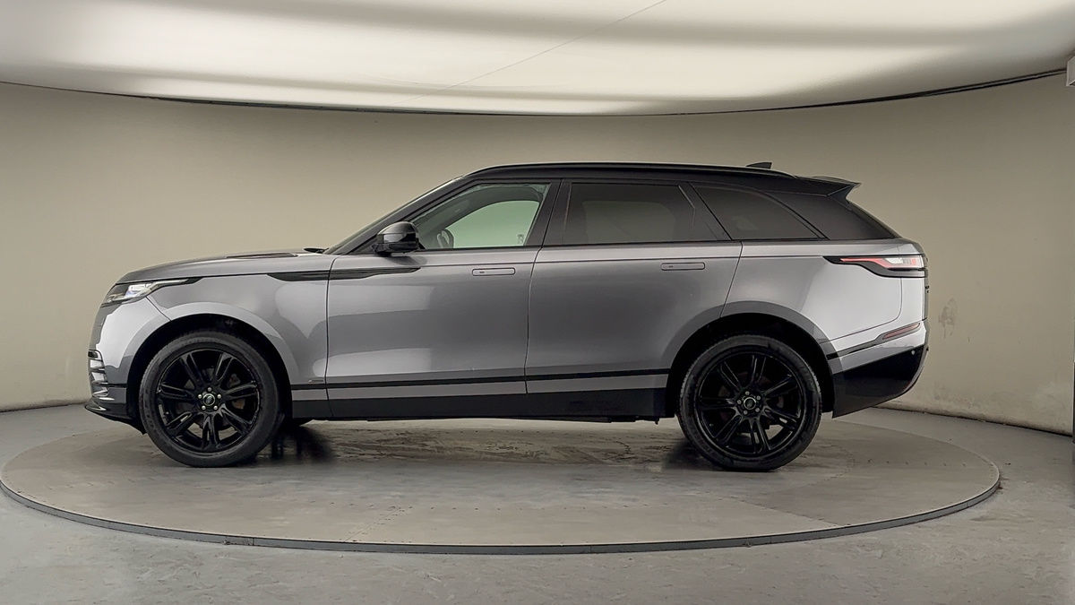 Land Rover Range Rover Velar Image 15