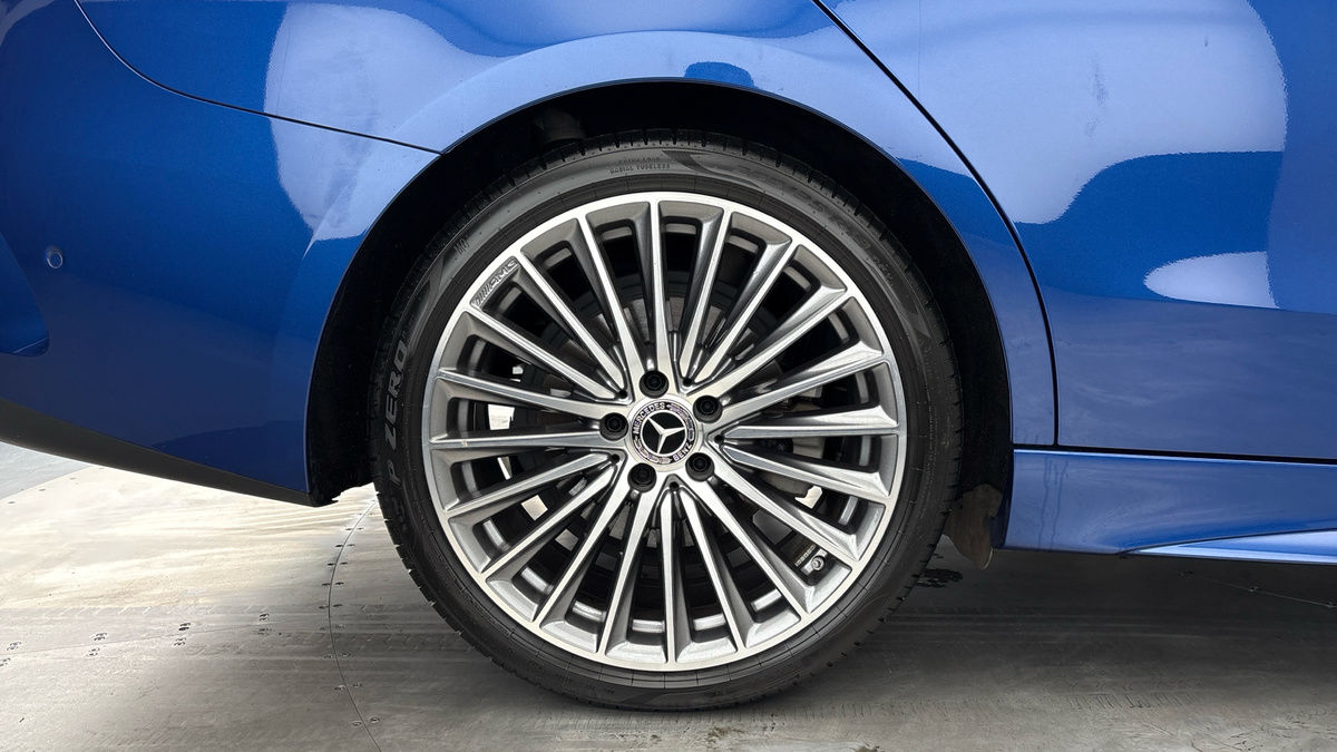 Mercedes-Benz C Class Image 10