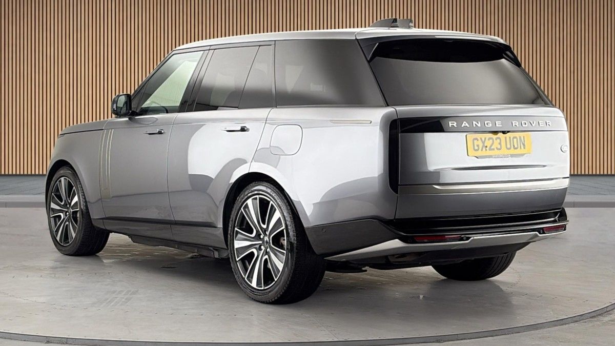 Land Rover Range Rover Image 2