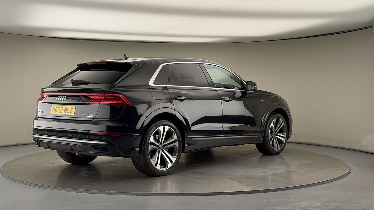 Audi Q8 Image 21