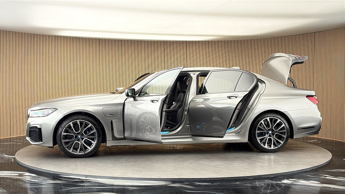 More views of BMW 7 Series