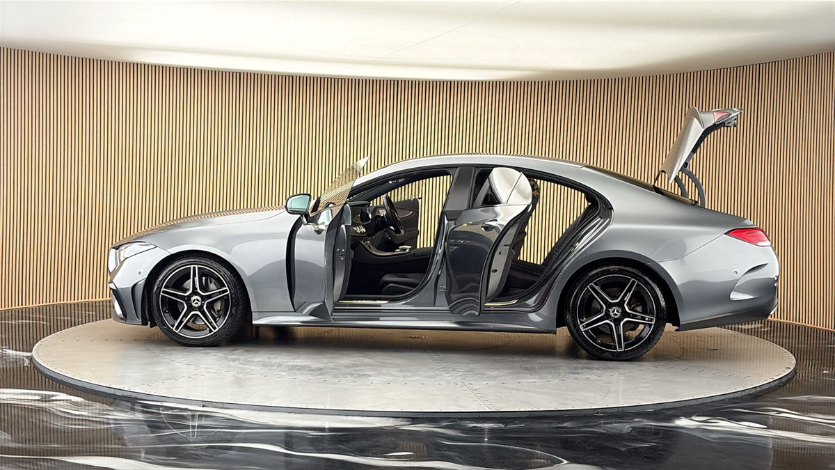 More views of Mercedes-Benz CLS