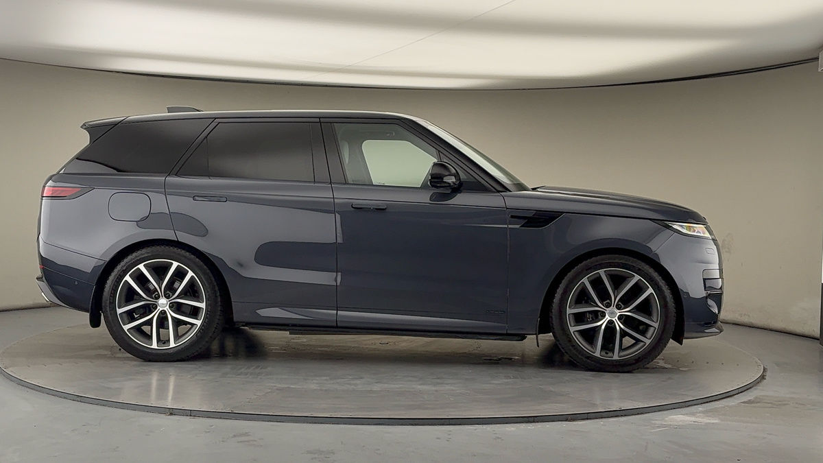 Land Rover Range Rover Sport Image 16