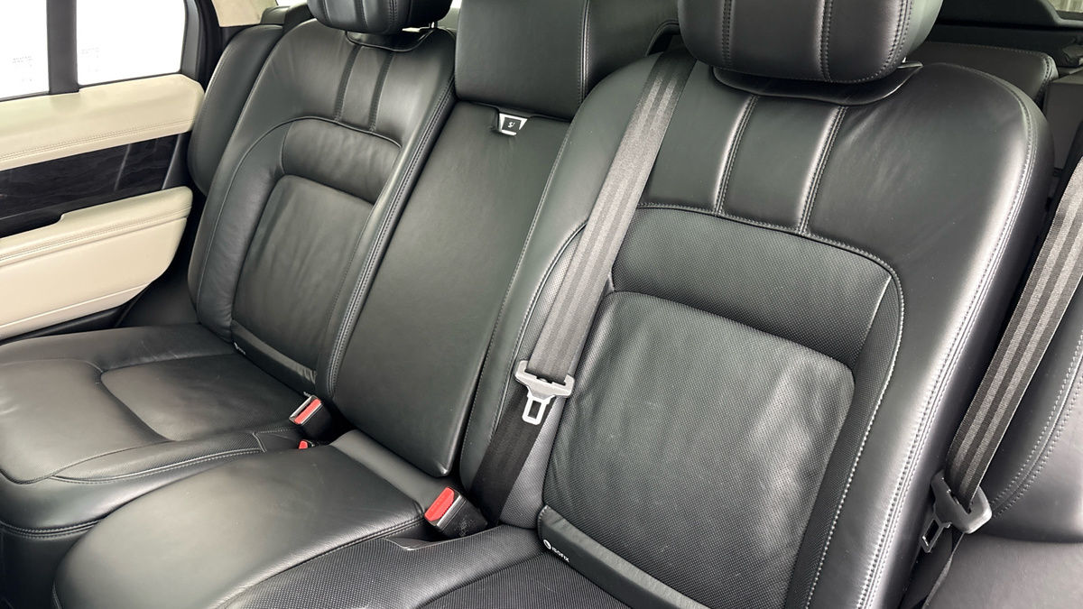 Land Rover Range Rover Image 8