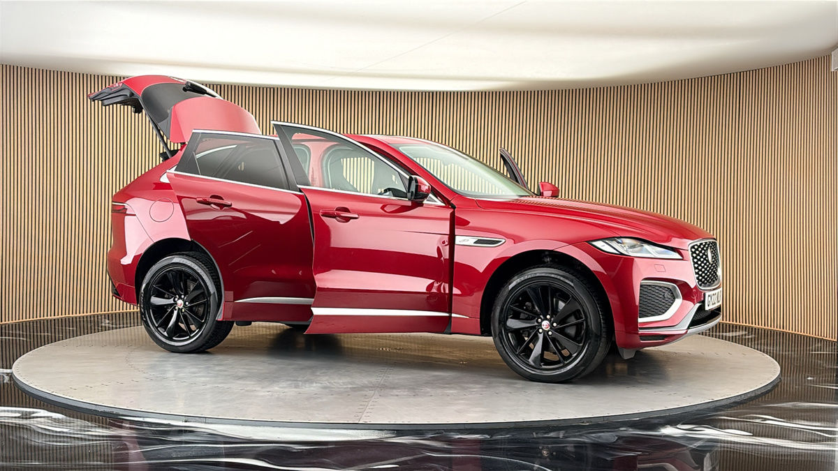 More views of Jaguar F-PACE