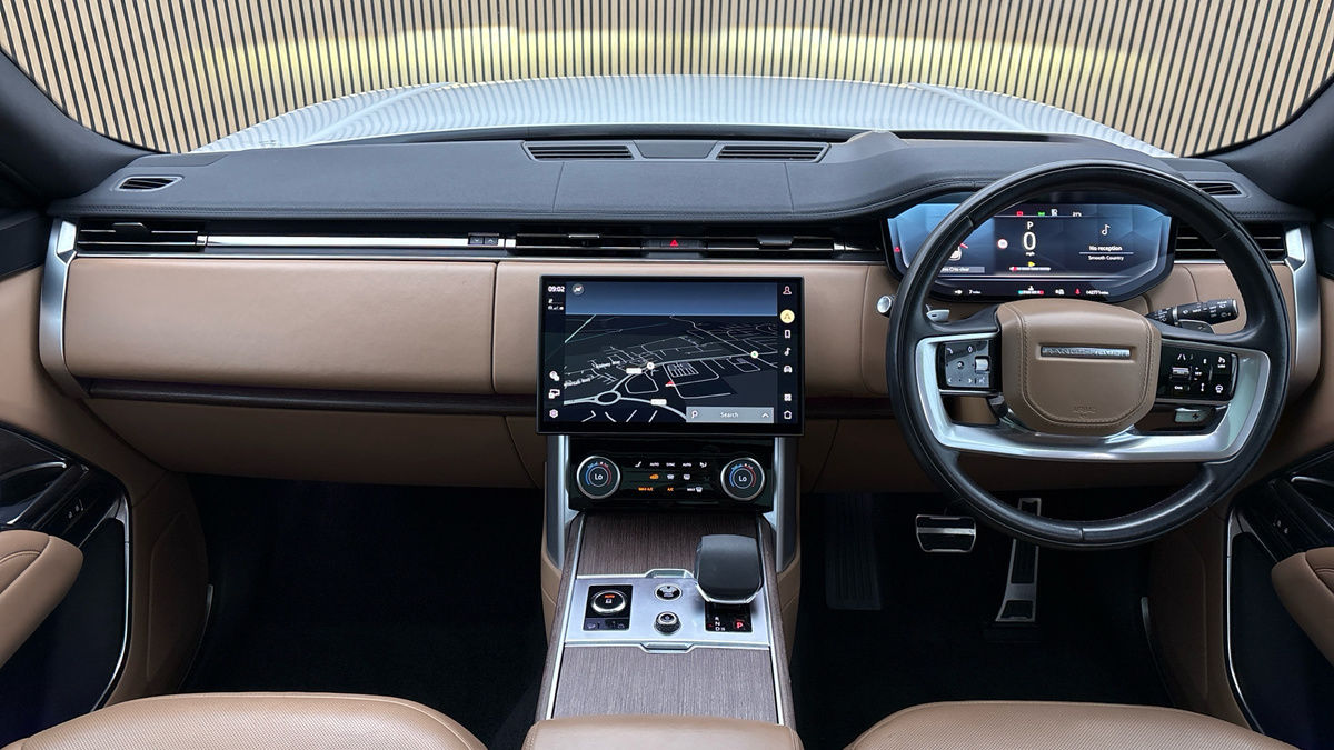 Land Rover Range Rover Image 12
