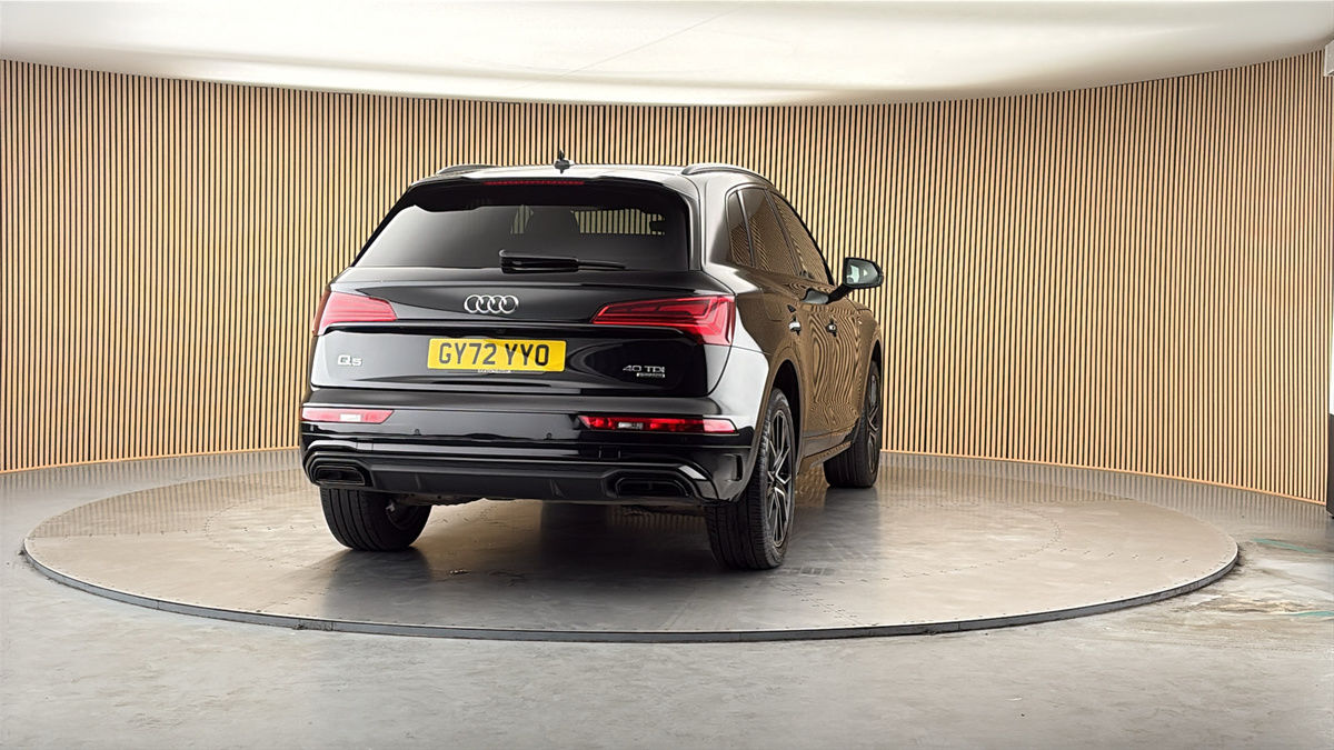 More views of Audi Q5
