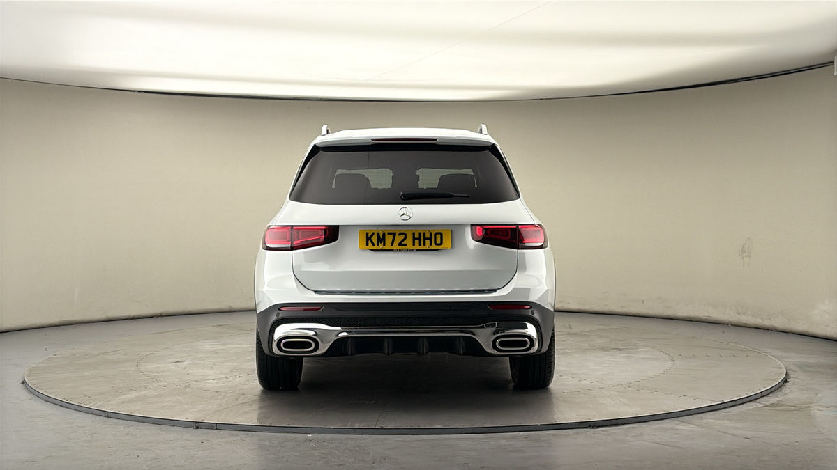 Mercedes-Benz GLB Image 4