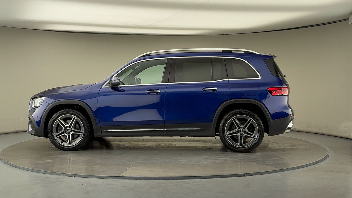 More views of Mercedes-Benz GLB
