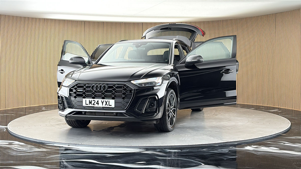 More views of Audi Q5