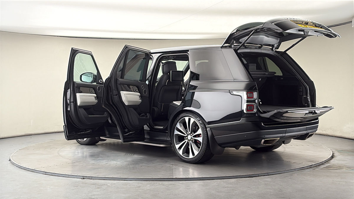 More views of Land Rover Range Rover