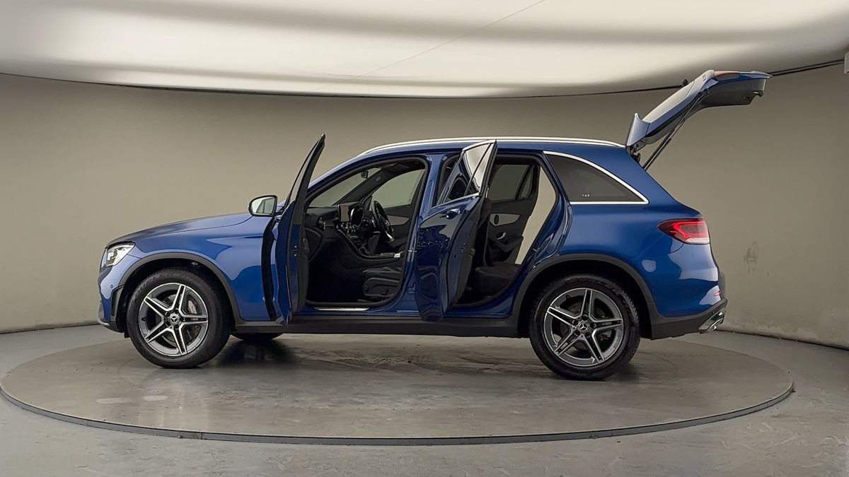 More views of Mercedes-Benz GLC