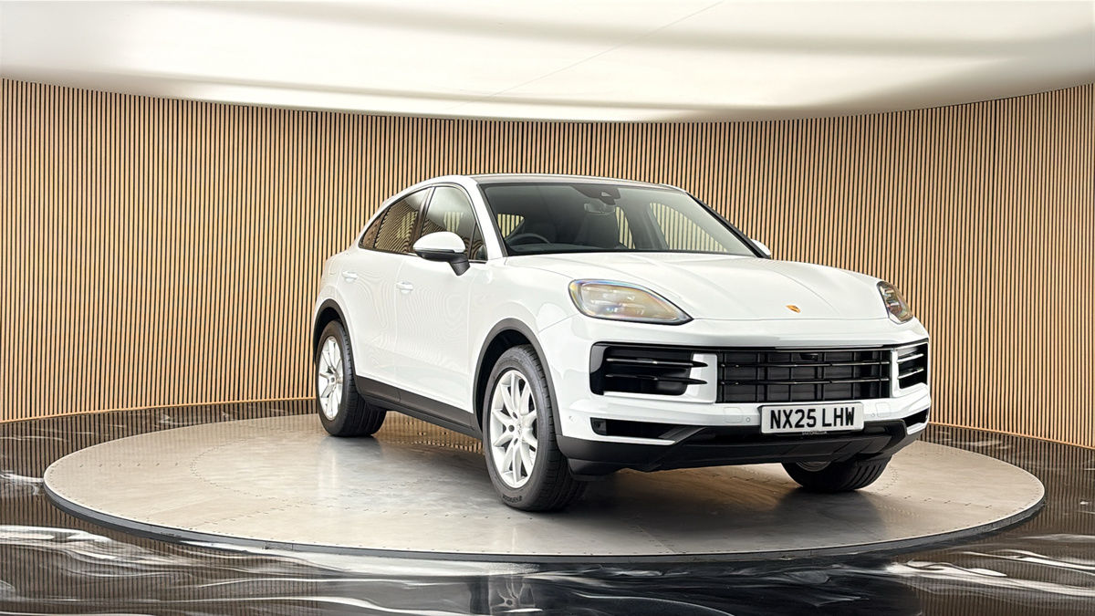 More views of Porsche Cayenne