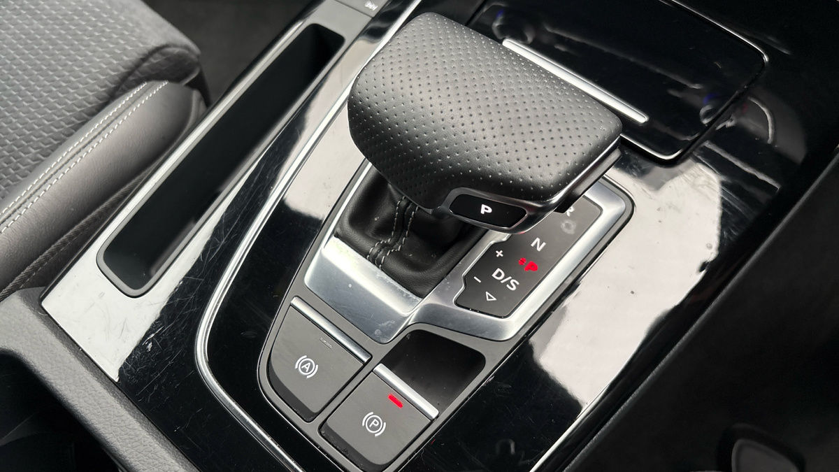 Audi Q5 Image 6