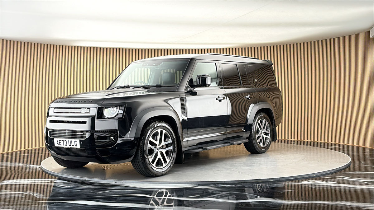 More views of Land Rover Defender 130