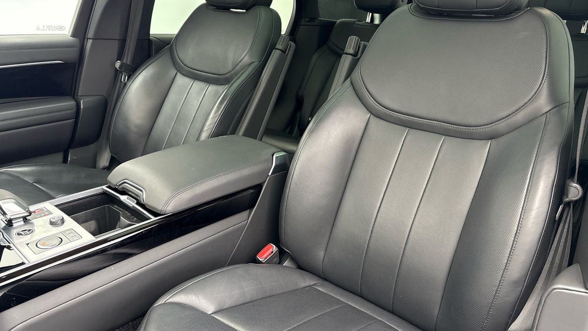 Land Rover Range Rover Image 7