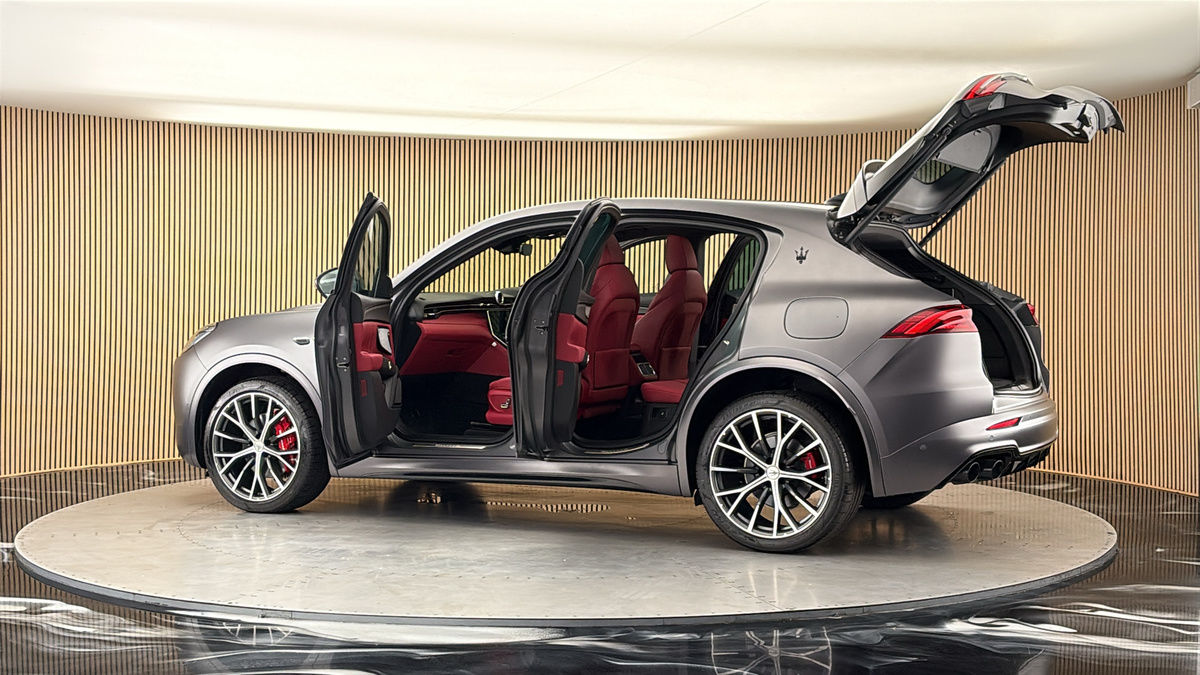 More views of Maserati Grecale