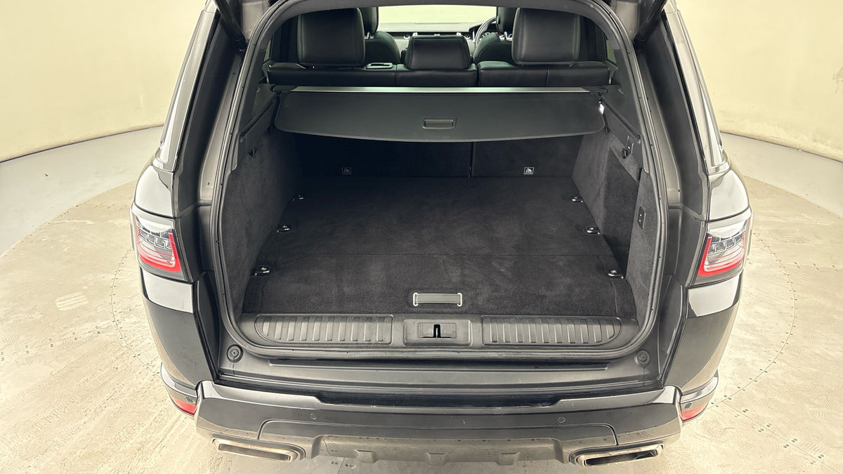 Land Rover Range Rover Sport Image 11