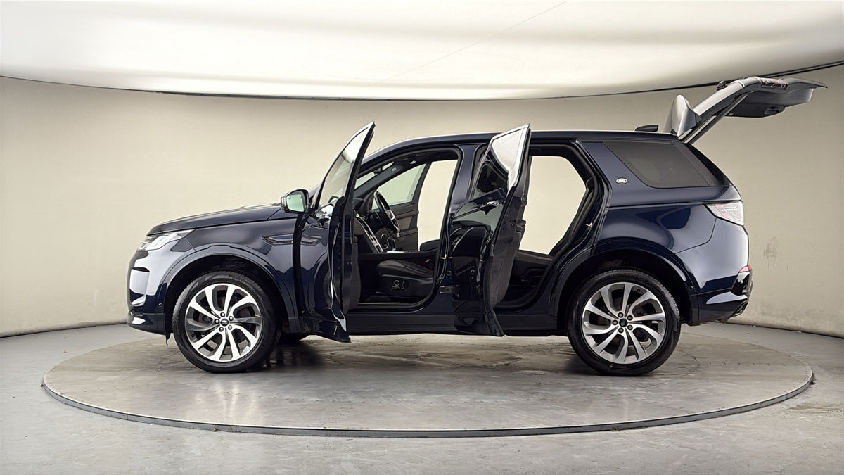 More views of Land Rover Discovery Sport