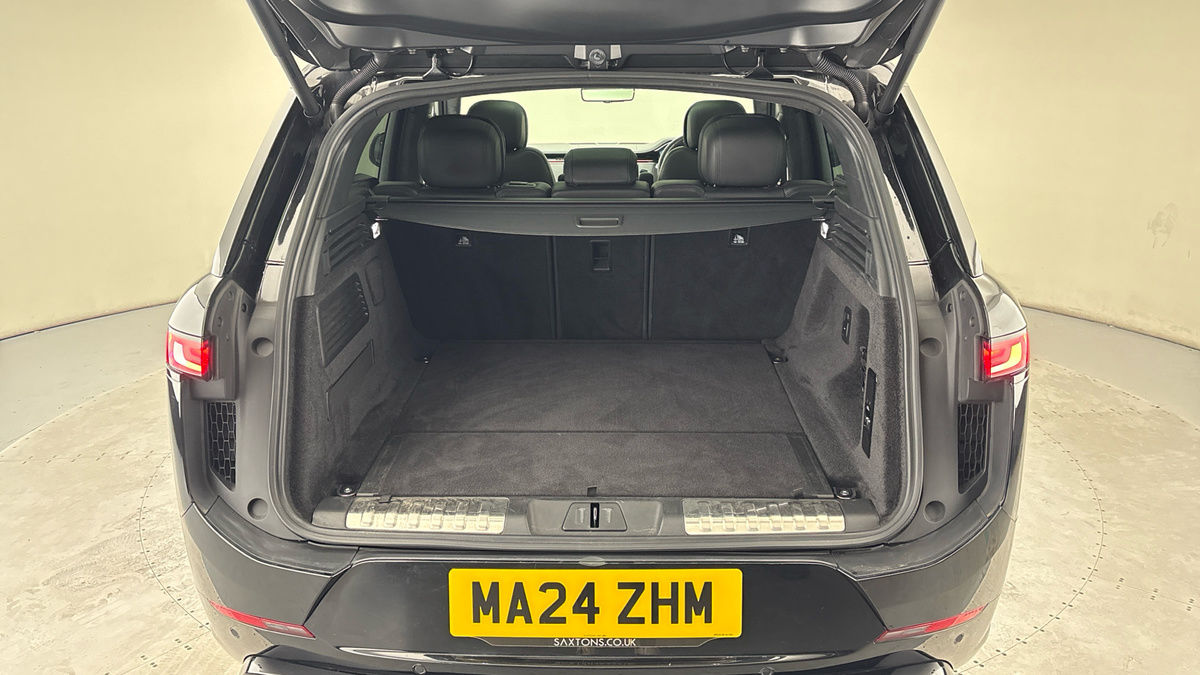 Land Rover Range Rover Sport Image 11