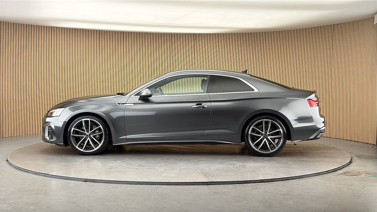 Audi A5 Image 15