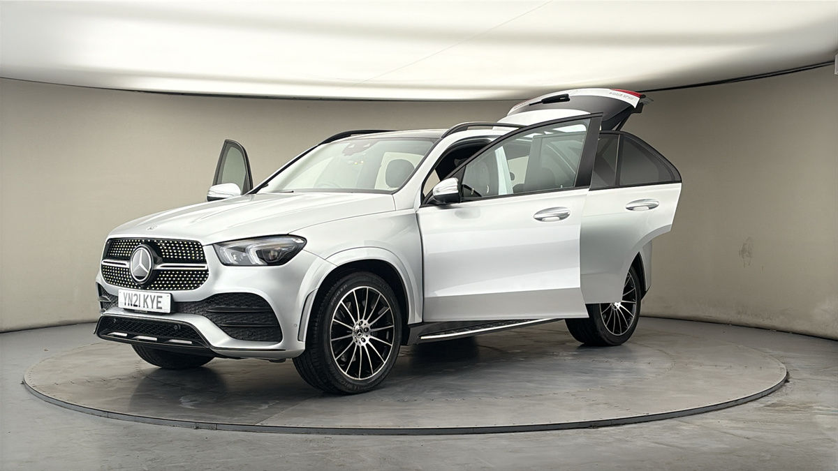 Mercedes-Benz GLE Image 22