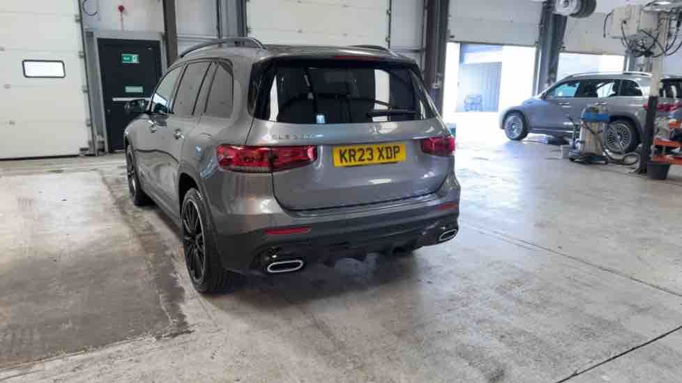 More views of Mercedes-Benz GLB