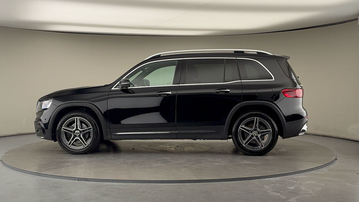 More views of Mercedes-Benz GLB