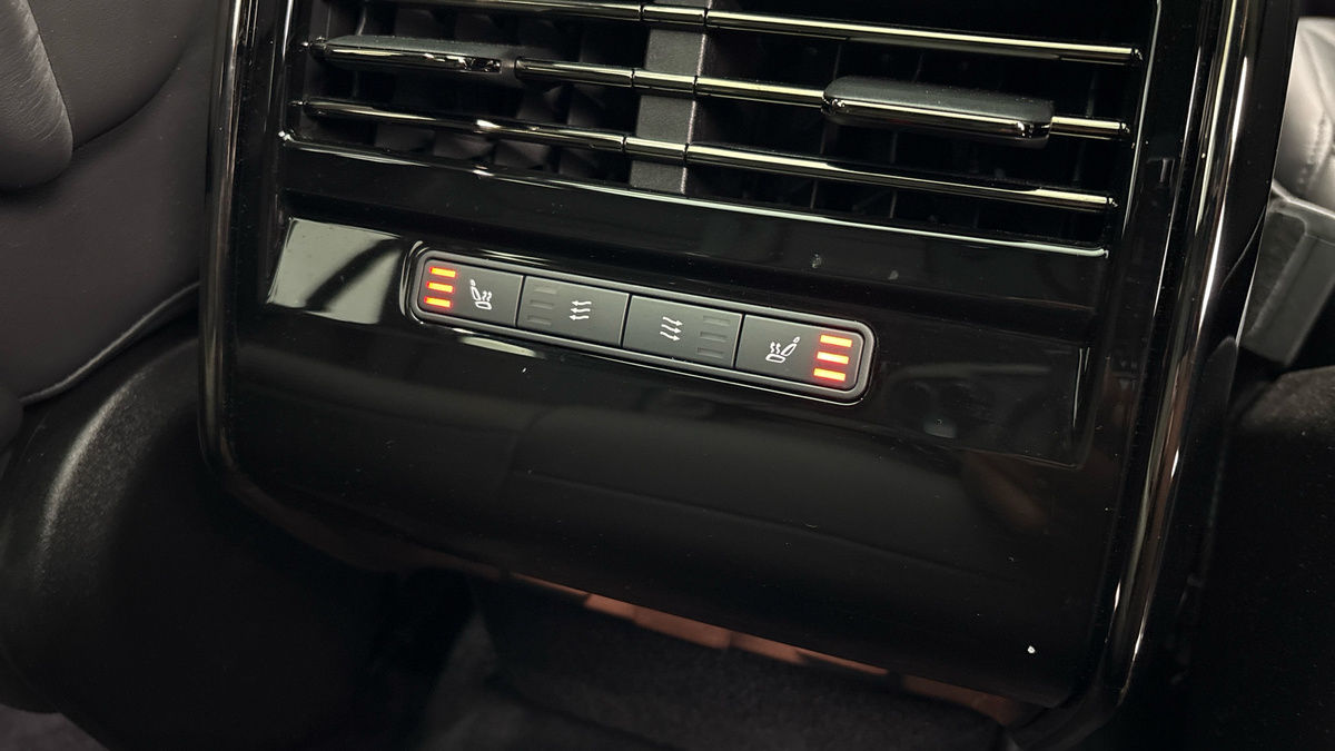 Land Rover Range Rover Sport Image 29