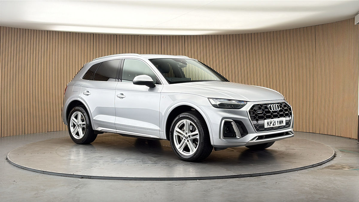 More views of Audi Q5