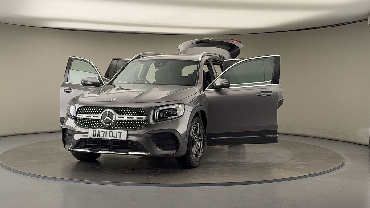 More views of Mercedes-Benz GLB