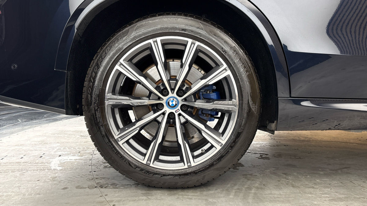 BMW X5 Image 10