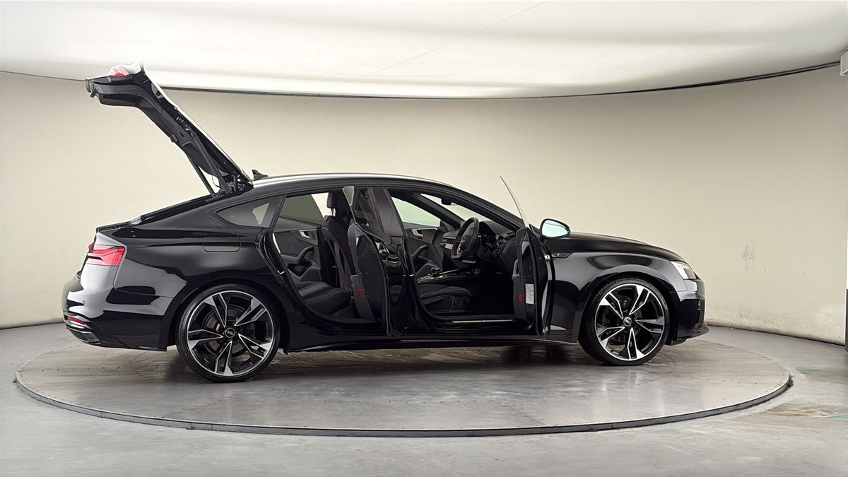 More views of Audi A5