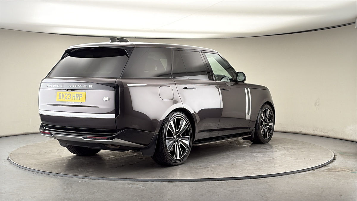 More views of Land Rover Range Rover