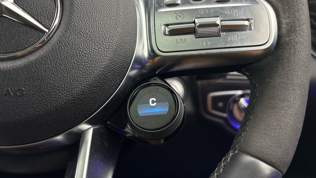 Mercedes-Benz GLC Image 34