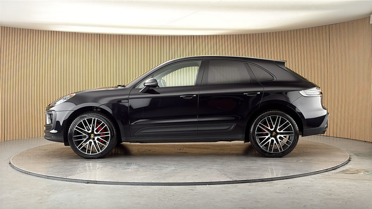 Porsche Macan Image 15