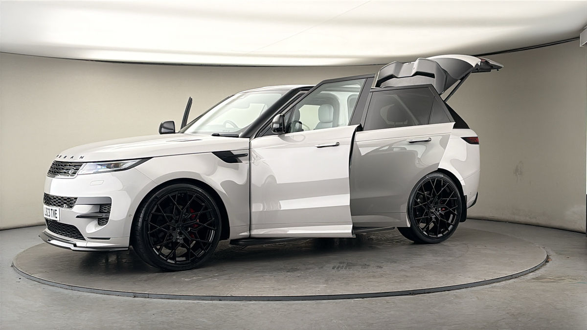 More views of Land Rover Range Rover Sport