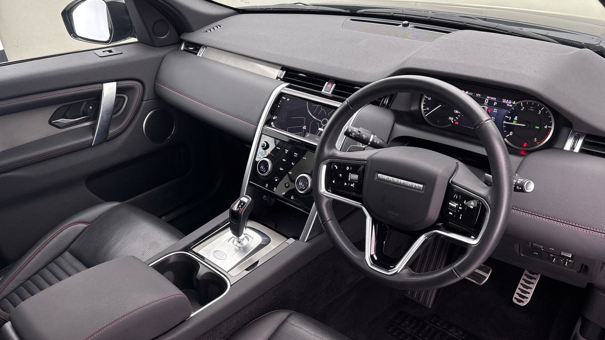Land Rover Discovery Sport Image 5
