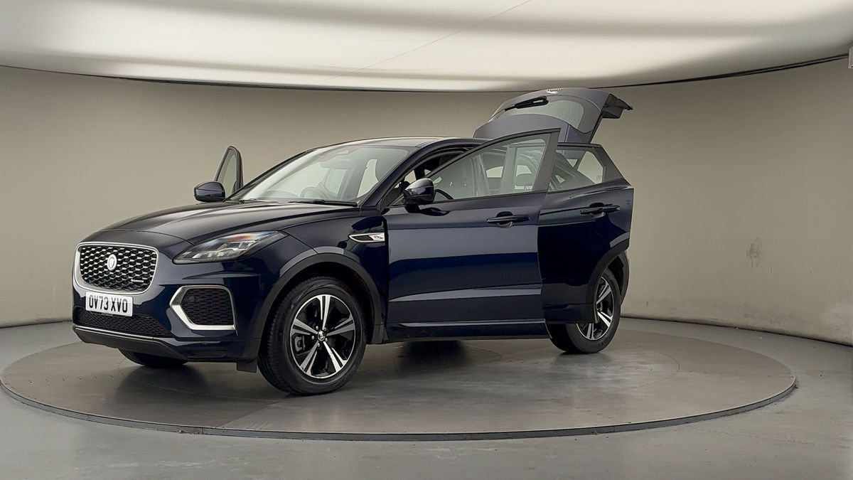 Jaguar E-PACE Image 22
