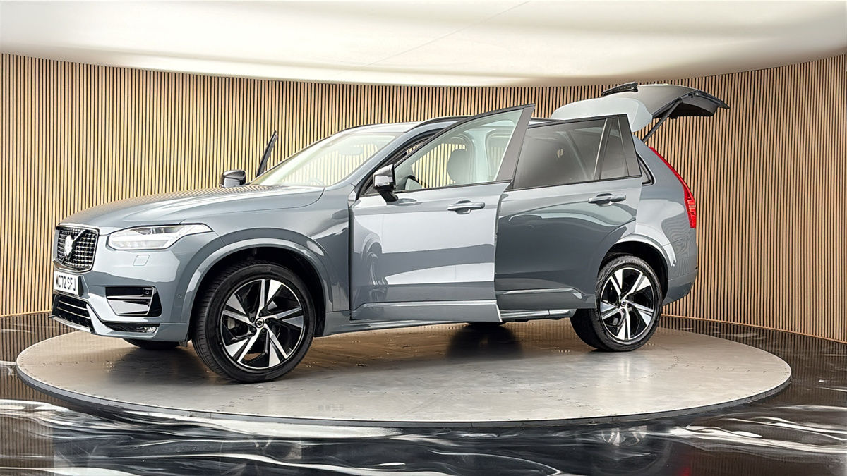 More views of Volvo XC90