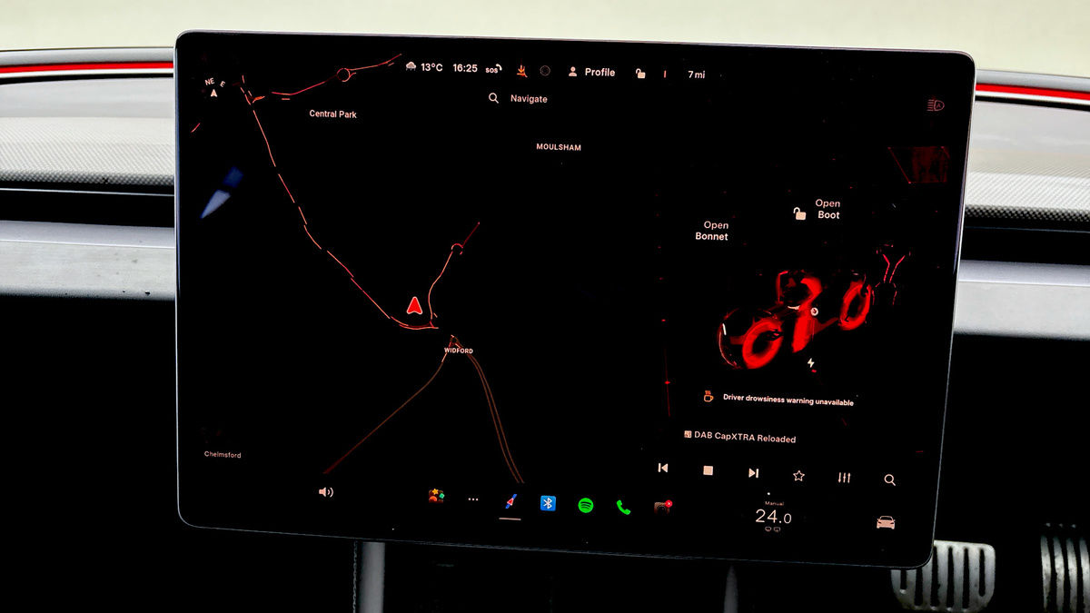 Tesla Model 3 Image 33