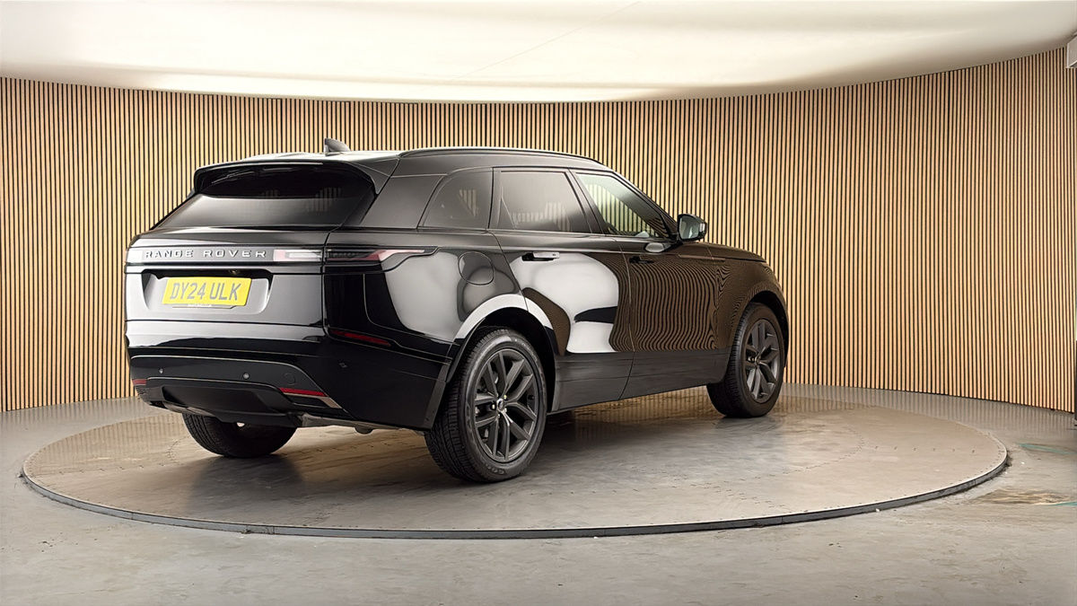 More views of Land Rover Range Rover Velar