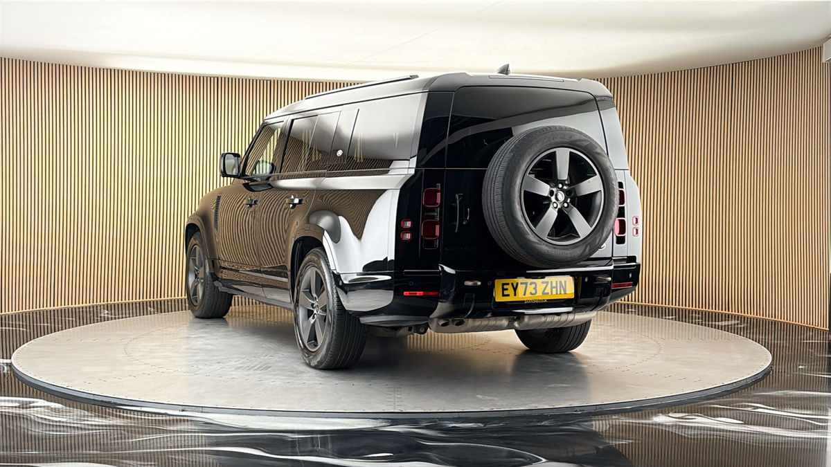 More views of Land Rover Defender 130