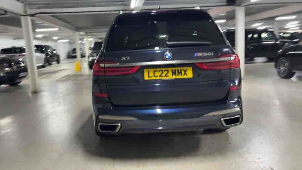 More views of BMW X7