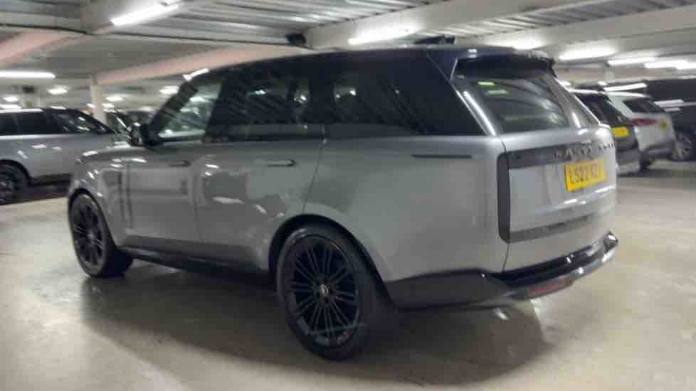 More views of Land Rover Range Rover