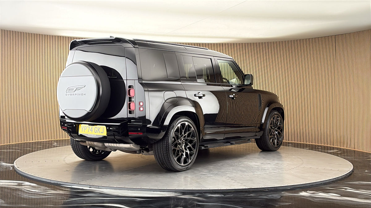 More views of Land Rover Defender 110