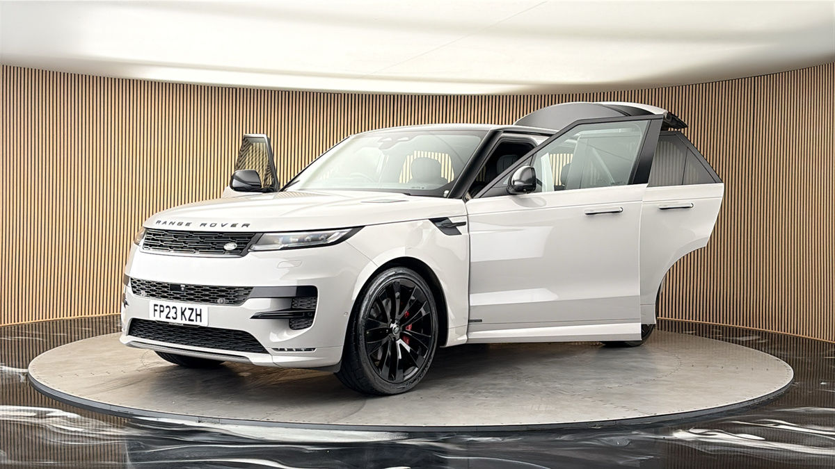 More views of Land Rover Range Rover Sport