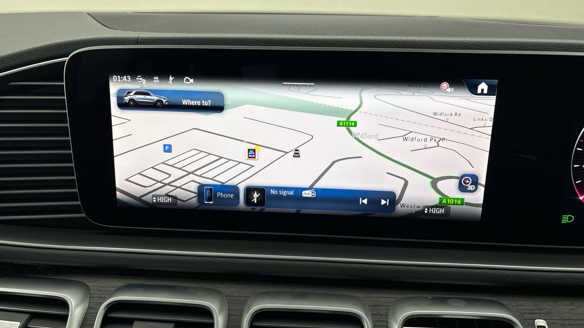 Mercedes-Benz GLE Image 17