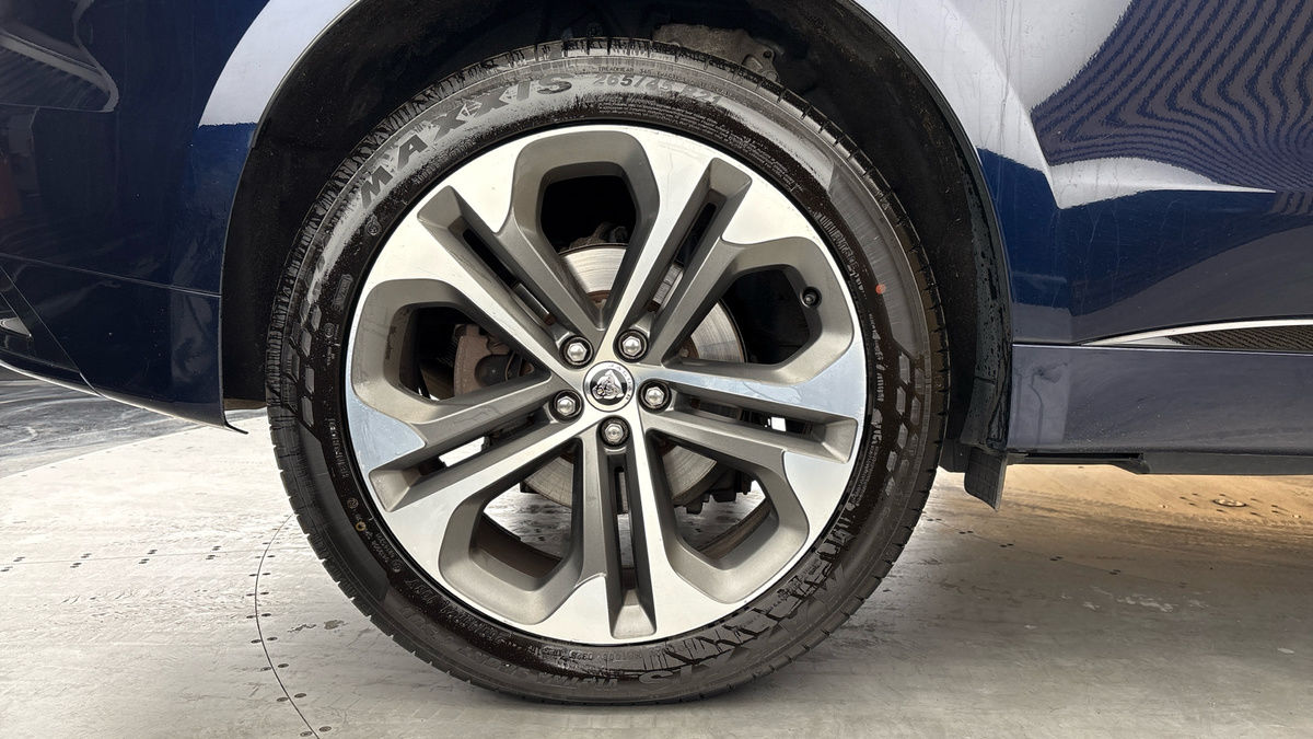 Jaguar F-PACE Image 10